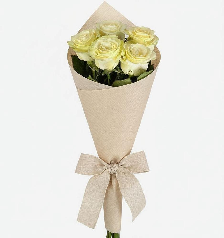 Букет цветов из: Розы в Оленегорске