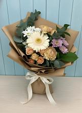 Букет цветов из:  Герберы и Хризантемы в Оленегорске