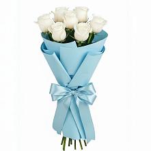 Букет 7 белых роз Проуд в Оленегорске