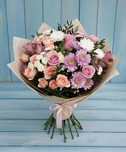 Букет цветов из:  Хризантемы, Розы и Альстромерии в Оленегорске