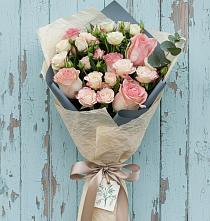 Букет цветов из:  Розы в Оленегорске