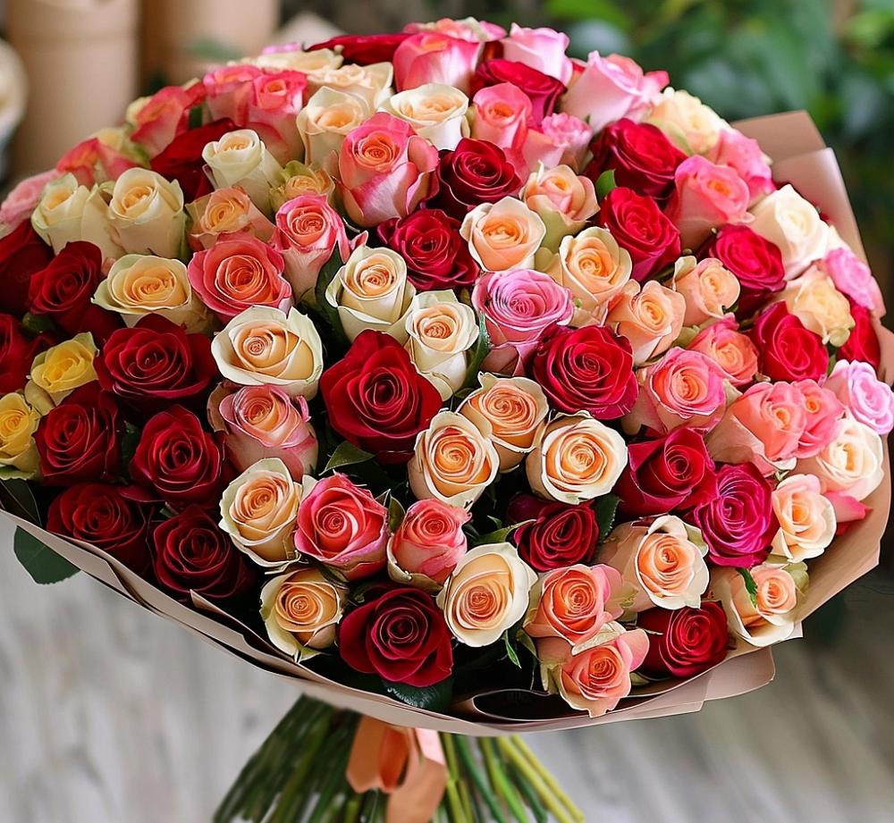 Букет 101 Разноцветная роза в Оленегорске