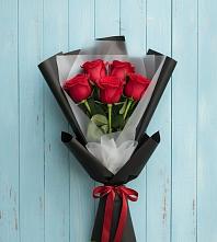 Букет цветов из:  Розы в Оленегорске