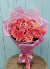 Букет 15 Розовых роз Равель в Оленегорске